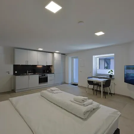 Ausblick I 5 Min Zu Therme & Kurpark & Wandern I Inklusive Parkplatz, Kontaktloser Check-in, Teilweise Kueche Appart hôtel Badenweiler
