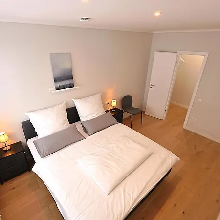 Ausblick I 5 Min Zu Therme & Kurpark & Wandern I Inklusive Parkplatz, Kontaktloser Check-in, Teilweise Kueche